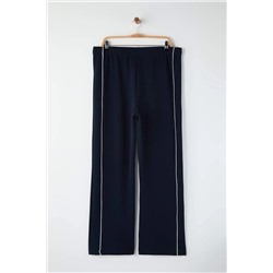 Lacivert Straight Fit Beyaz Biye Detaylı Örme Krep Büyük Beden Pantolon TBBAW26AR00005