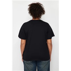 Siyah Boyfriend Fit Yanda Çıt Çıt Detaylı %100 Pamuk Örme Büyük Beden T-shirt TBBSS24BF00000
