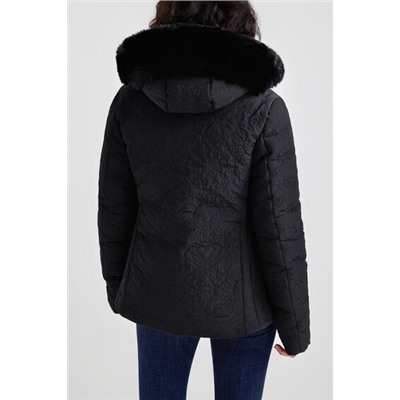Chaqueta slim acolchada capucha
