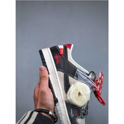 Кроссовки Nik*e SB Dunk Low x Stussy