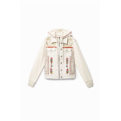 Chaqueta vaquera slim capucha
