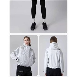 Hell*y Hanse*n женская куртка отшита из остатков оригинальных тканей бренда, с водонепроницаемыми и ветрозащитными свойствами