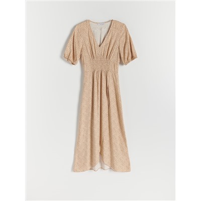 Gemustertes kleid