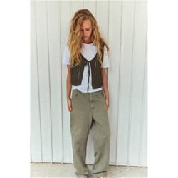 CONTRAST T-SHIRT AND VEST
