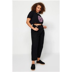 Trendyol Curve Siyah Mom Fit Jeans TBBSS23CJ00038