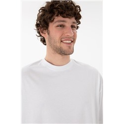 Erkek Long Fit Bisiklet Yaka Beyaz Basic Tişört