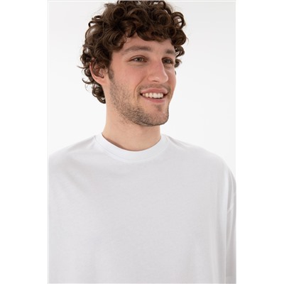 Erkek Long Fit Bisiklet Yaka Beyaz Basic Tişört