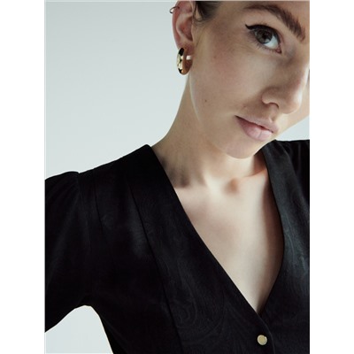 Kleid mit hohem Viskoseanteil