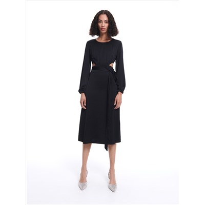Kleid mit hohem Viskoseanteil