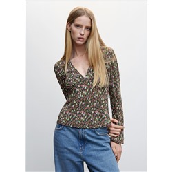 Blusa escote pico