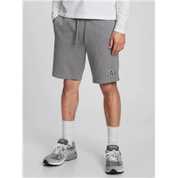 9" Gap Logo Shorts in Fleece