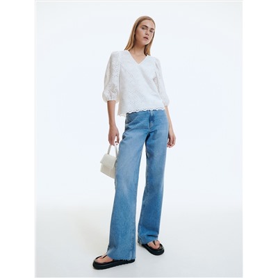 Bluse mit Lochstickerei