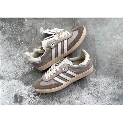 Женские кеды  коллаборация известного бренда   Offspring & Adida*s Originals  Серия  Samba OG"Consortium Cup"