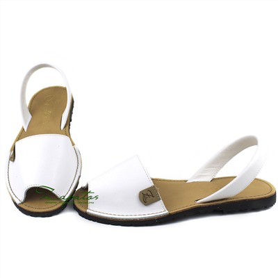 AB. Zapatos 320 blanco
