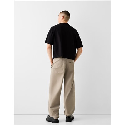 Skater-fit trousers with lobster clasp