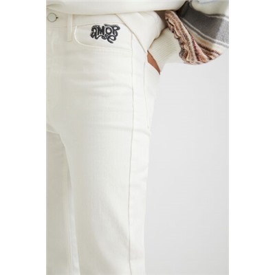 Pantalón recto tobillero