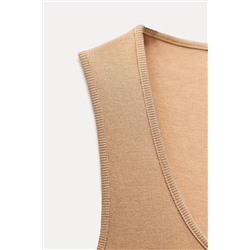 SLEEVELESS RIBBED TOP