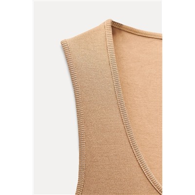 SLEEVELESS RIBBED TOP