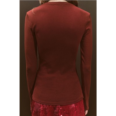 RIBBED T-SHIRT WITH BUTTONS