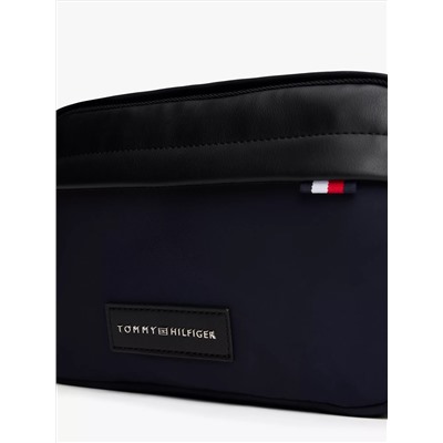 Lightweight Logo Washbag