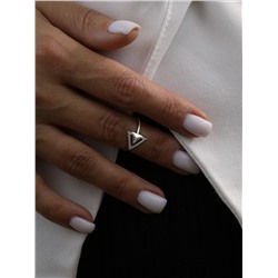 Кольцо из серебра с фианитами родированное - Треугольник 925 пробы к-7273р200