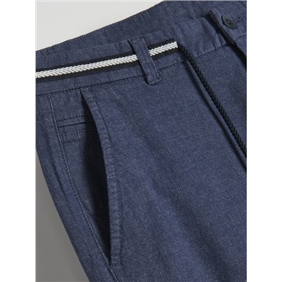 Chinohose mit hohem Baumwollanteil