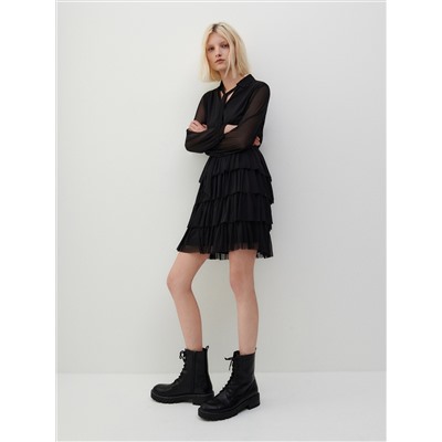 Kleid mit Rüschen