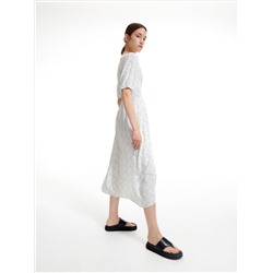 Gemustertes kleid