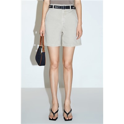 Short Beige