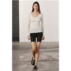 SEMI-SHEER MICRO-RIBBED TOP