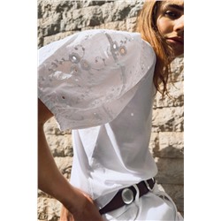 T-SHIRT WITH SWISS-EMBROIDERED SLEEVES