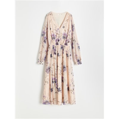 Gemustertes kleid
