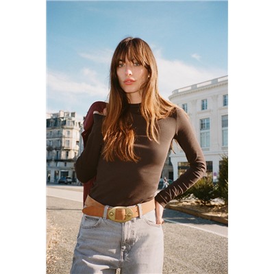 TURTLENECK T-SHIRT