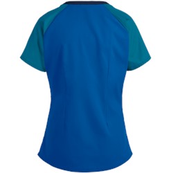 Butter-Soft Scrubs by UA™ Raglan Sleeve Four Pocket Top