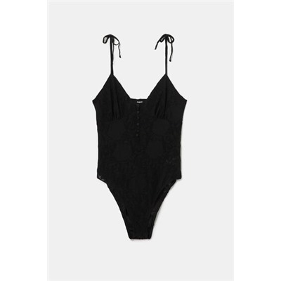Body bordado tirantes finos