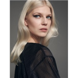Glänzende Bluse