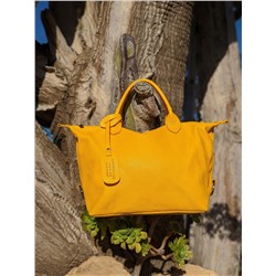 AB.Z · Pelle · 21-13 (740) amarillo
