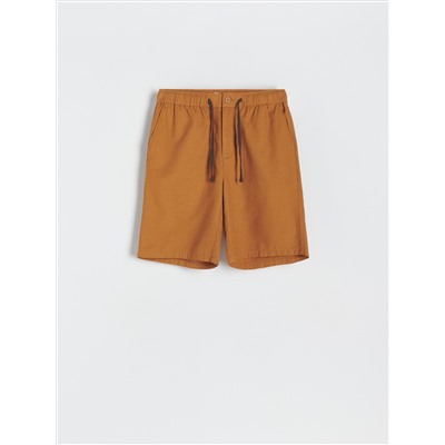 Shorts im Regular-Fit aus Leinenmischung