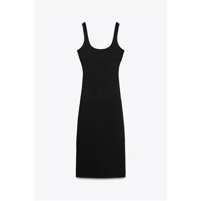 DRESS WITH CONTRAST TRIMS