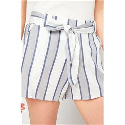 Short Longo Azul y blanco
