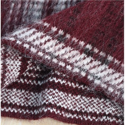 Жилет-свитер в жаккардовую клетку с контрастным узором  CO*S