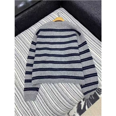 Шерстяной вязаный кардиган 🩷  Экспорт MI*U MI*U