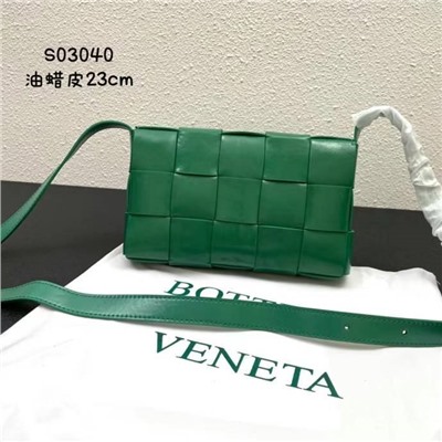 Сумка Botteg*a Venet*a Cassett*e   Реплика 1:1