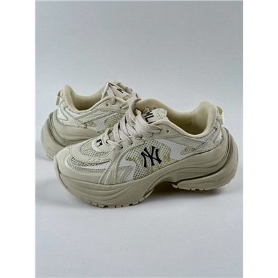 Кроссовки ML*B Chunky Runner Basic