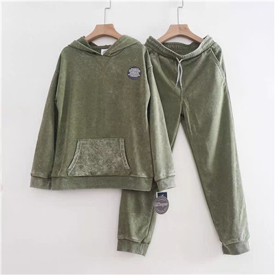 Детский спортивный костюм