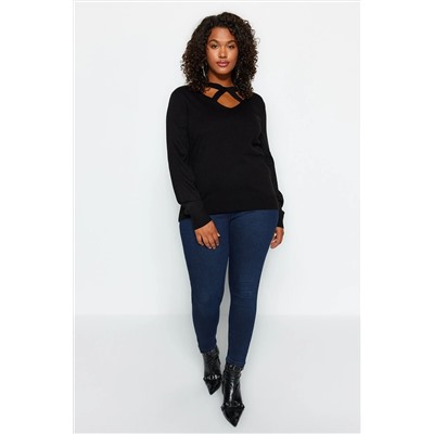 Siyah Pencere/Cut Out Detaylı Triko Kazak TBBAW24AN00061