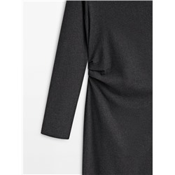 Vestido midi manga larga detalle frunces