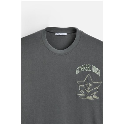 CAMISETA ESTAMPADOS COMBINADOS