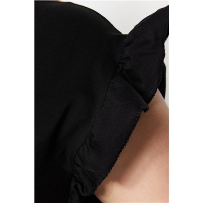 Siyah Bisiklet Yaka Kolları Fırfırlı %100 Pamuk Örme T-Shirt TBBSS23BF00006