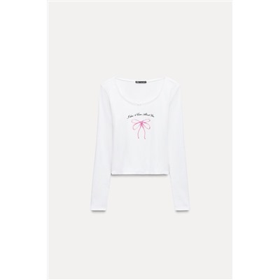 T-SHIRT WITH BOW PRINT